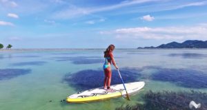 Beautiful-Girl-Paddleboarding-In-Thailand-Oddly-Satisfying-Videos-on-Moodica
