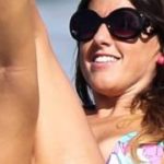 Claudia-Romani-Paddleboarding-in-Miami