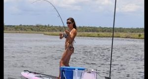 Girl-fishing-from-kayaksup