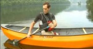 How-to-Steer-and-Paddle-a-Canoe-How-to-do-Pry-Strokes-in-Canoeing