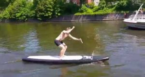SUPMONKEYstand-up-paddlinginflatable-paddleboard14RACE-boardSTEIFi-SUPHAMBURG
