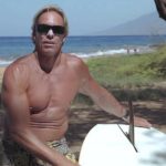 Stand-Up-Paddleboard-Fin-Placement-SUP-How-Tos-wPro-Chuck-Patterson