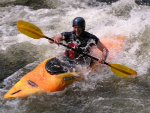 whitewater-kayaking-clinics-and-guide-training
